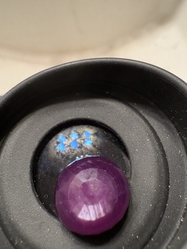 Natural Ruby "Crown Sparkle" effect, a unique optical phenomenon